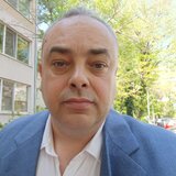 Domn serios caut relatie doamna maxim 50